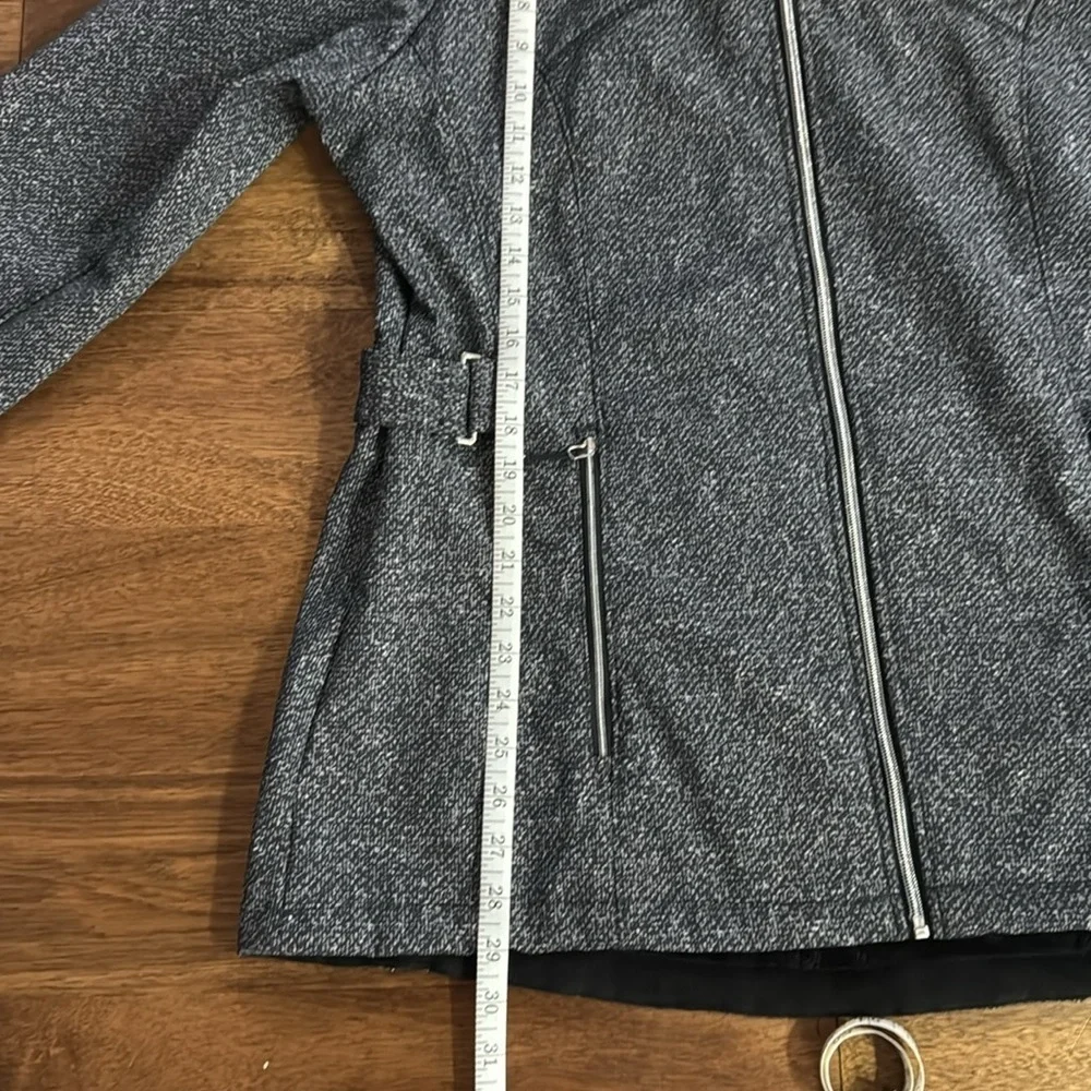 Gerry Hooded Jacket - Picture 6 of 6